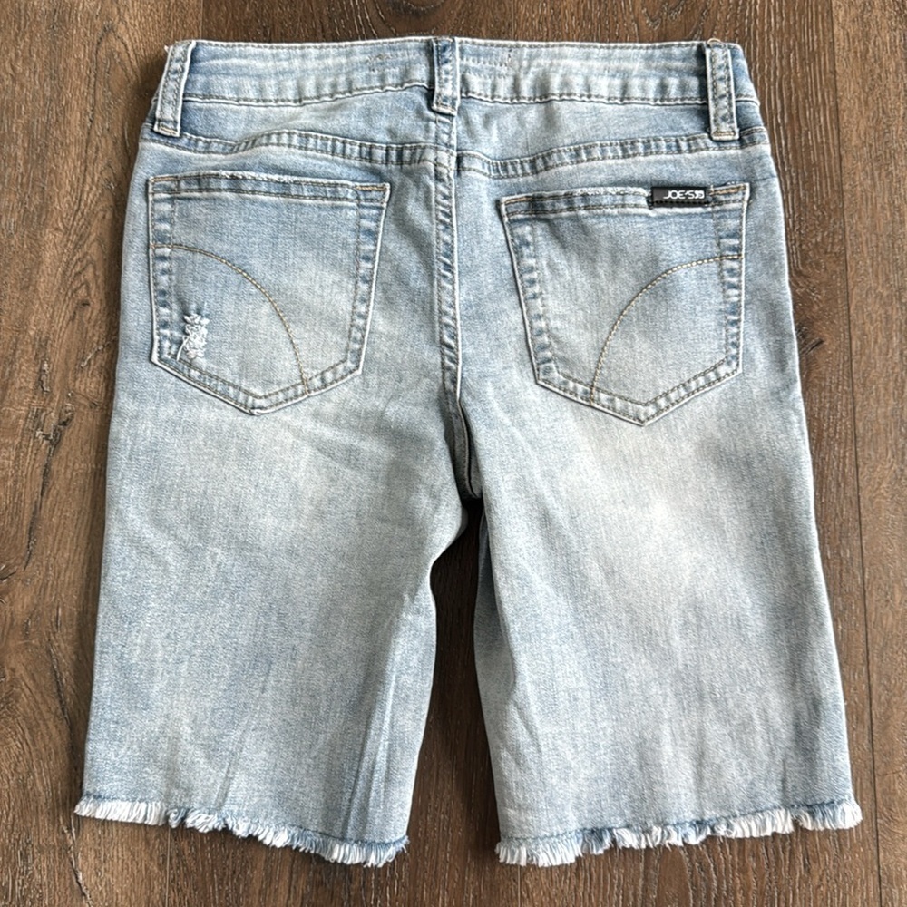 Joe’s Jeans Bermuda Jean Shorts.  Girls size 14.  Like new condition! - Picture 5 of 6